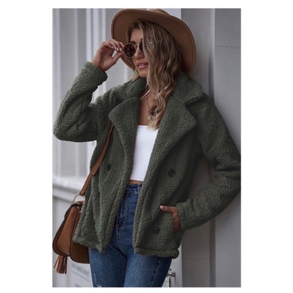 Women’s Sherpa Jacket